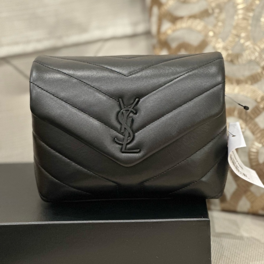 YSL Loulou toy crossbody in quilted leather. All black.